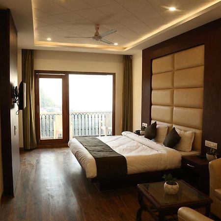 Shining Hills Ξενοδοχείο Mussoorie Εξωτερικό φωτογραφία