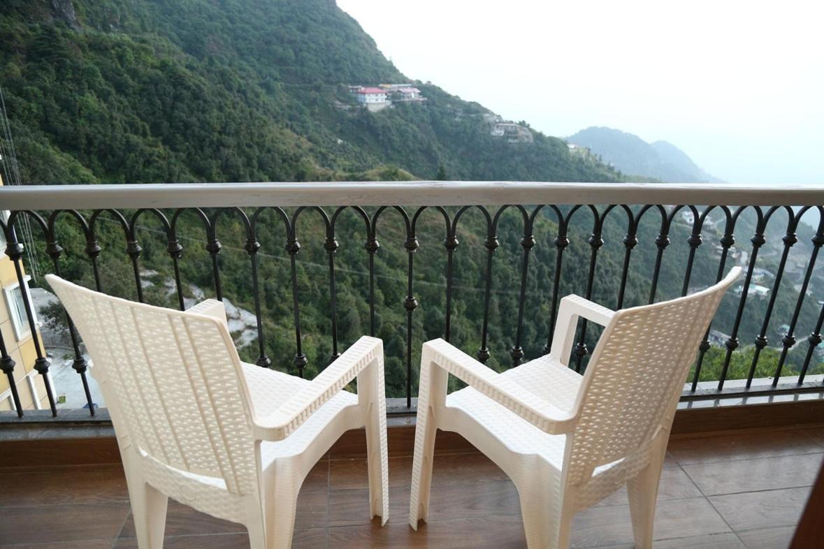 Shining Hills Ξενοδοχείο Mussoorie Εξωτερικό φωτογραφία