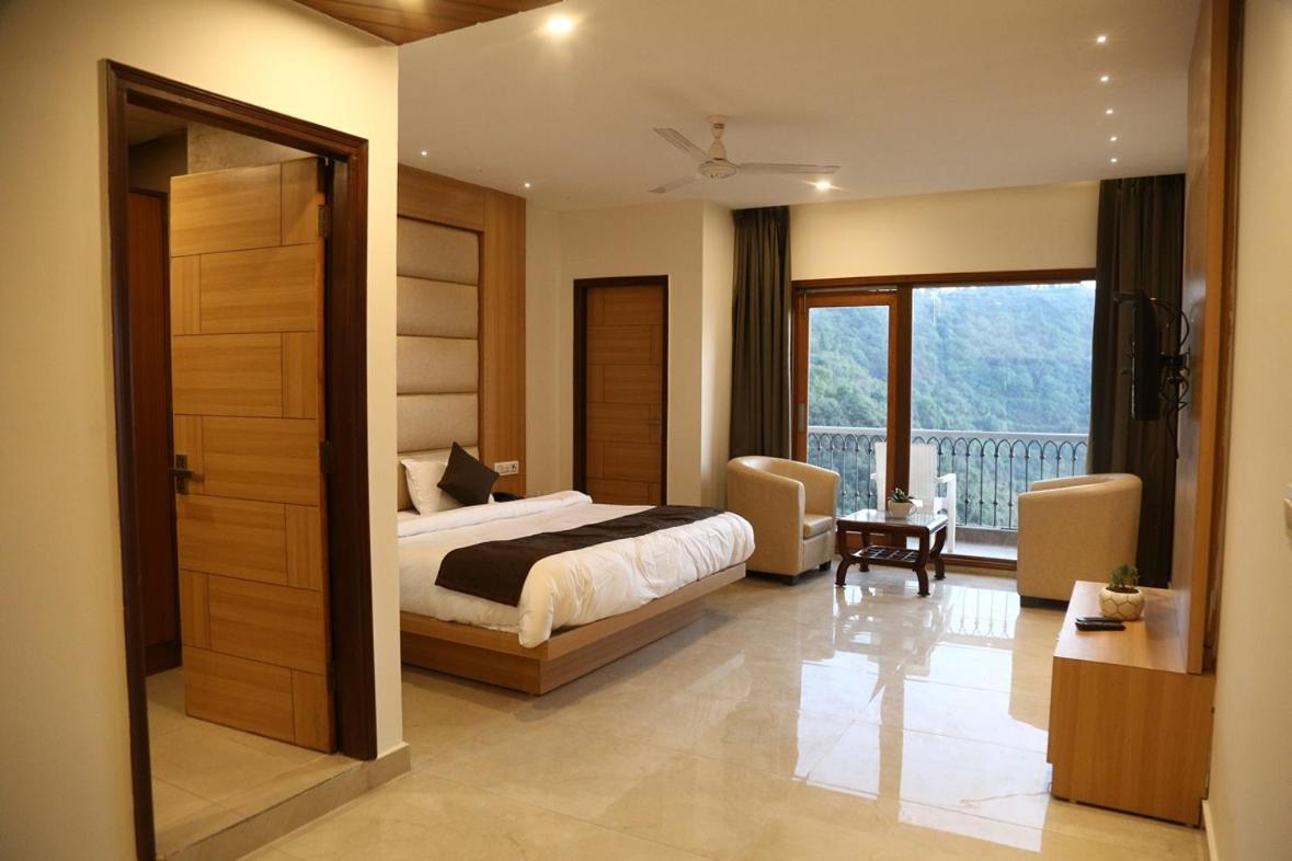 Shining Hills Ξενοδοχείο Mussoorie Εξωτερικό φωτογραφία
